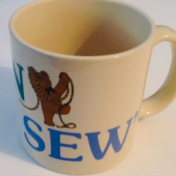 Born to Sew Coffee Mug Vintage 1988 Porcelain 10-12 Oz Sewing - Picture 8 of 9